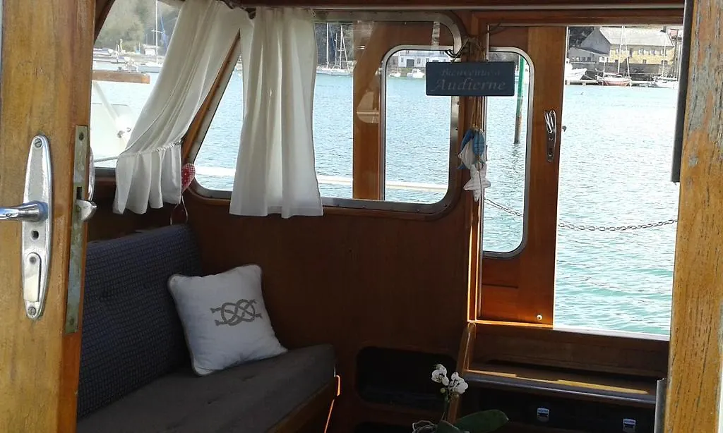 Audierne Yachting Hotell Båthotell