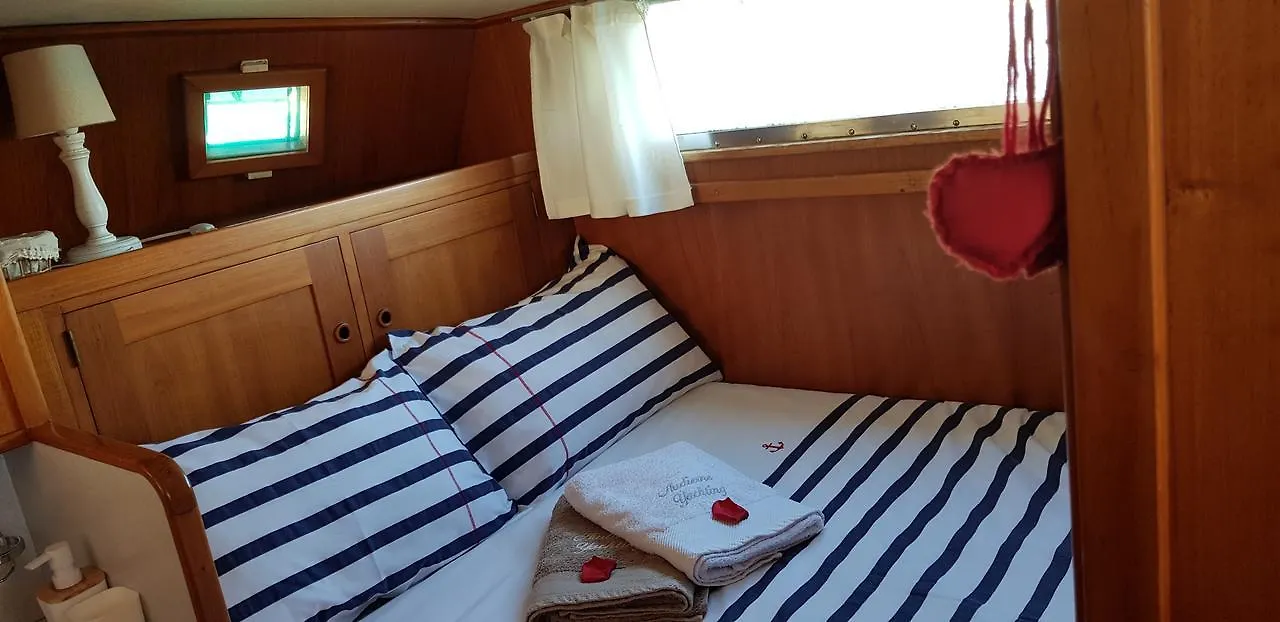 Audierne Yachting Hotell